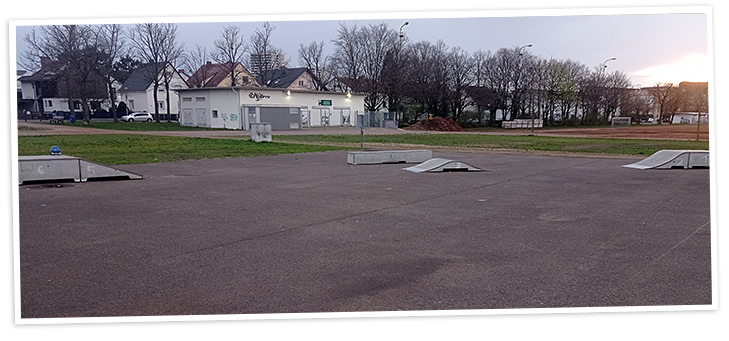 Skateboardplatz - Skatepark Hochheim am Main (65239)