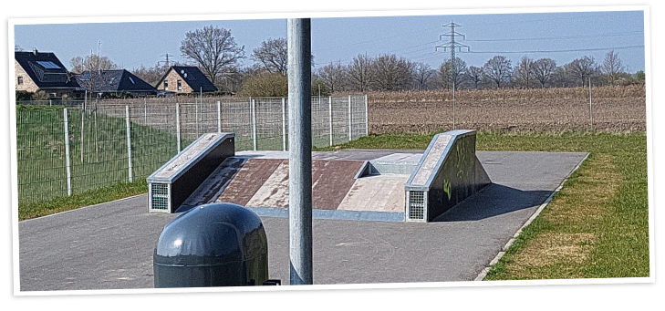 Skateboardplatz - Skatepark Kölln-Reisiek (25337)