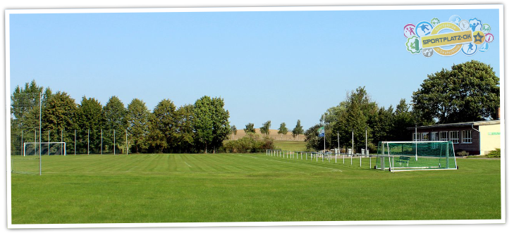 Sportplatz - Fußballplatz Zichow (16306)